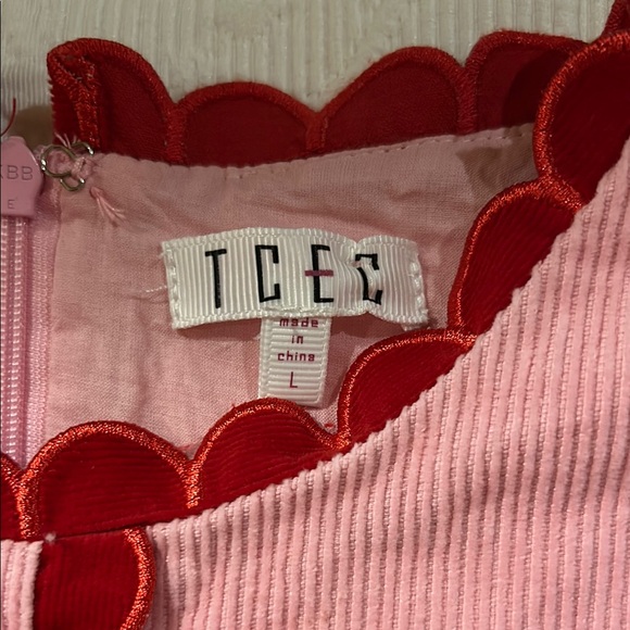 TCEC Pink Fit to Flare Mini Dress with Puff Sleeves. Size Large may run small. - Picture 10 of 15